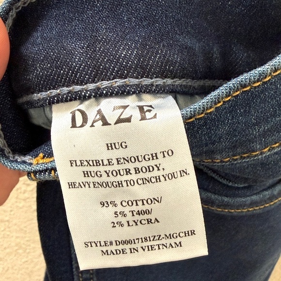 NWT DAZE DENIM Pleaser High Rise Ankle Wide Leg Jeans in Magic Hour - Picture 11 of 11